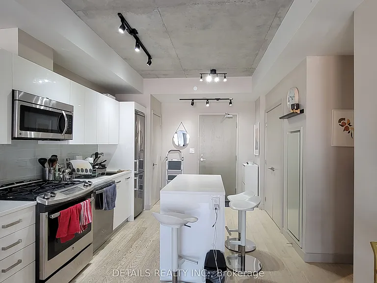 224 Lyon St N #812 — Photo 13