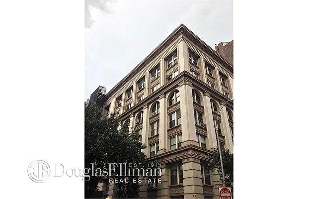 Rented by Douglas Elliman | media 32