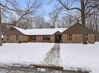 3200 S White Birch Ln, Appleton, WI 54915