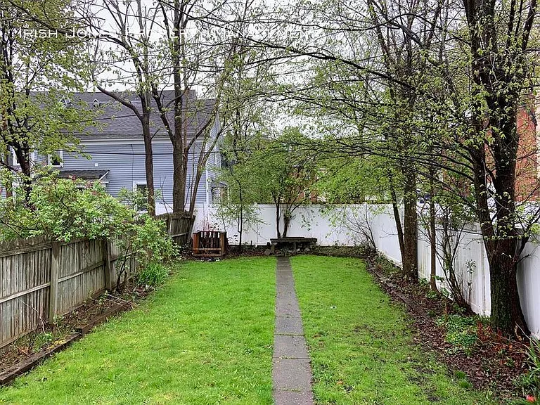 330 Bryant St — Photo 12
