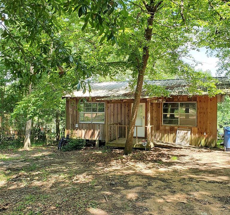 1st image of 731 Patricia Dr