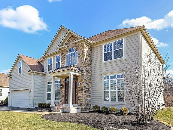 2nd image of 3249 Winding Woods Dr