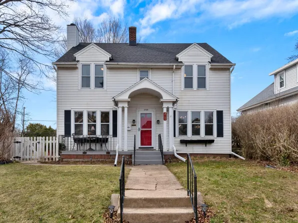 3709 East Allerton AVENUE, Cudahy, WI 53110