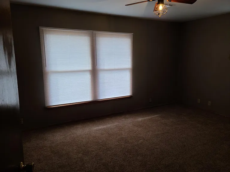 3815 N Rosebud — Photo 20