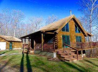 32 Reed Hill Rd, Wales, MA 01081