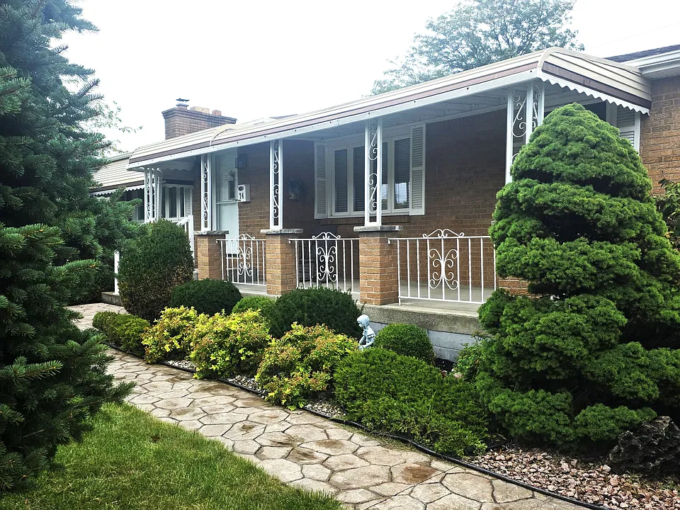 74 Leni Ln