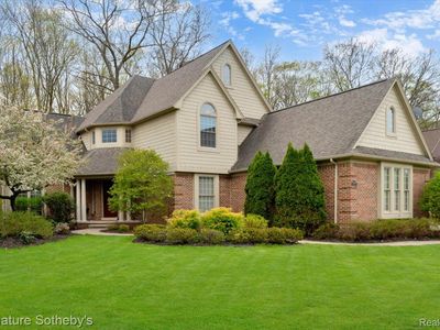 21684 Chase Dr, Novi, MI, 48375