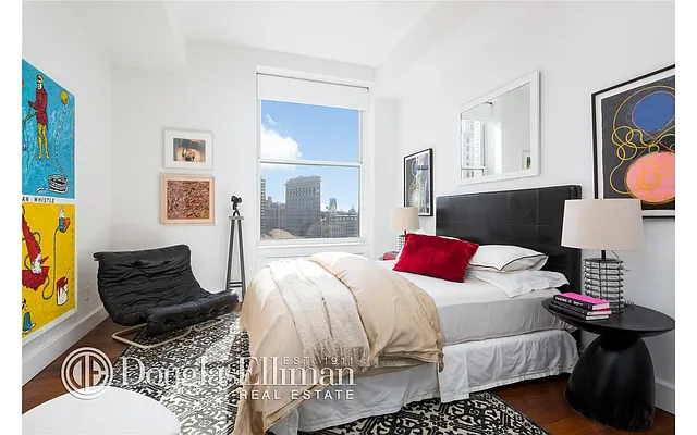 Sold by Douglas Elliman | media 8