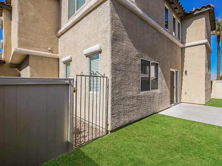 8300 Wildwood Glen Dr — Photo 17