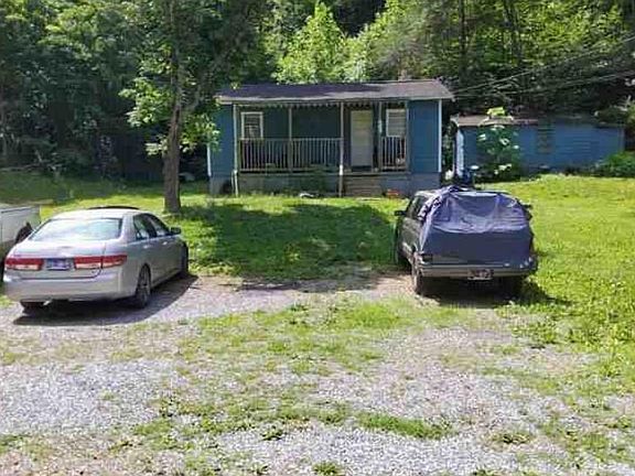 3rd image of 1861 Powder Branch Rd