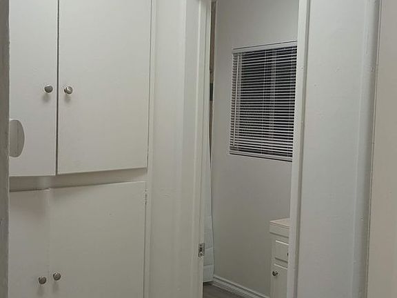 5th image of 424 E Pine St APT 11