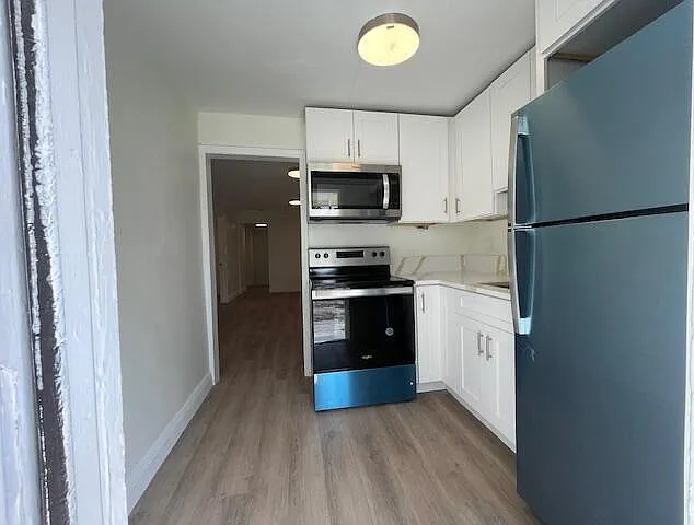 413 N E St — Photo 4