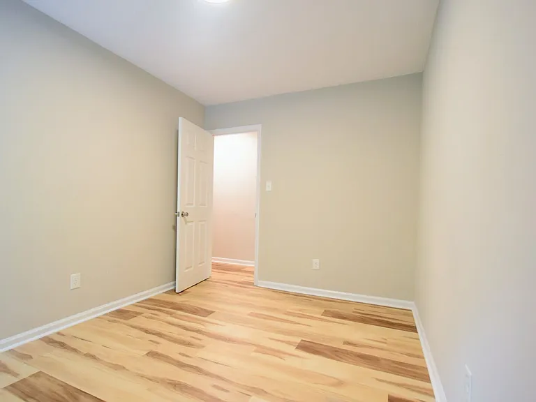 4408 Chesterbrook Dr — Photo 10