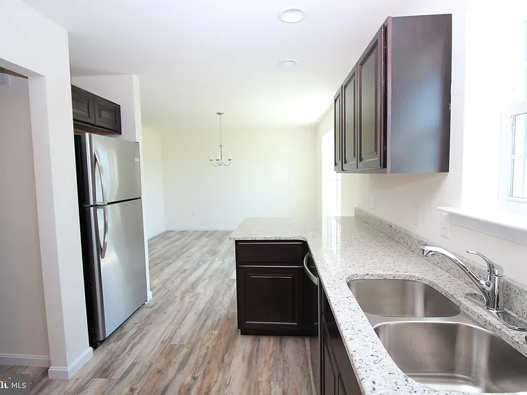 82 Filbert Dr — Photo 23