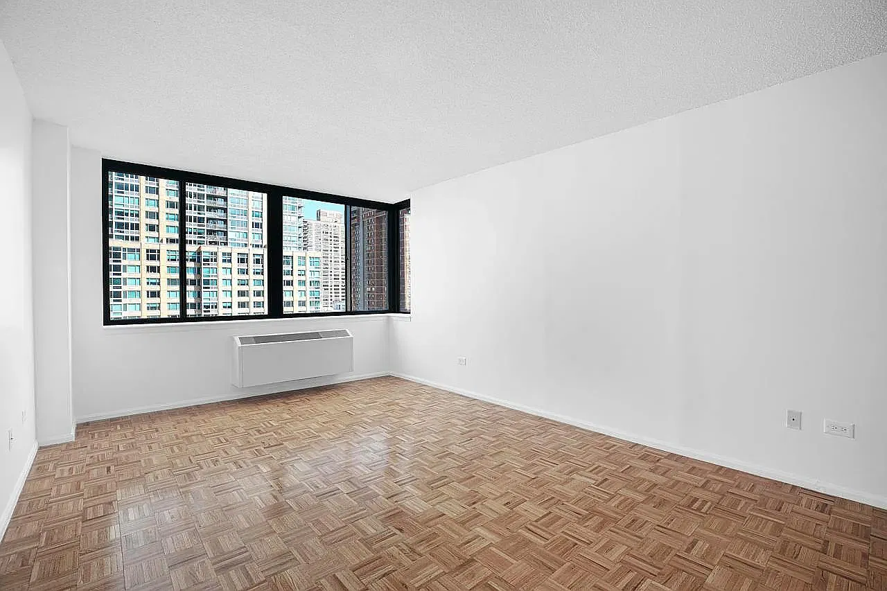 75 West End Avenue — Photo 1