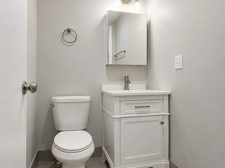 342 E Russell St #2 — Photo 8