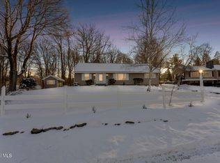 50 Hillcrest Drive, West Sand Lake, NY 12018