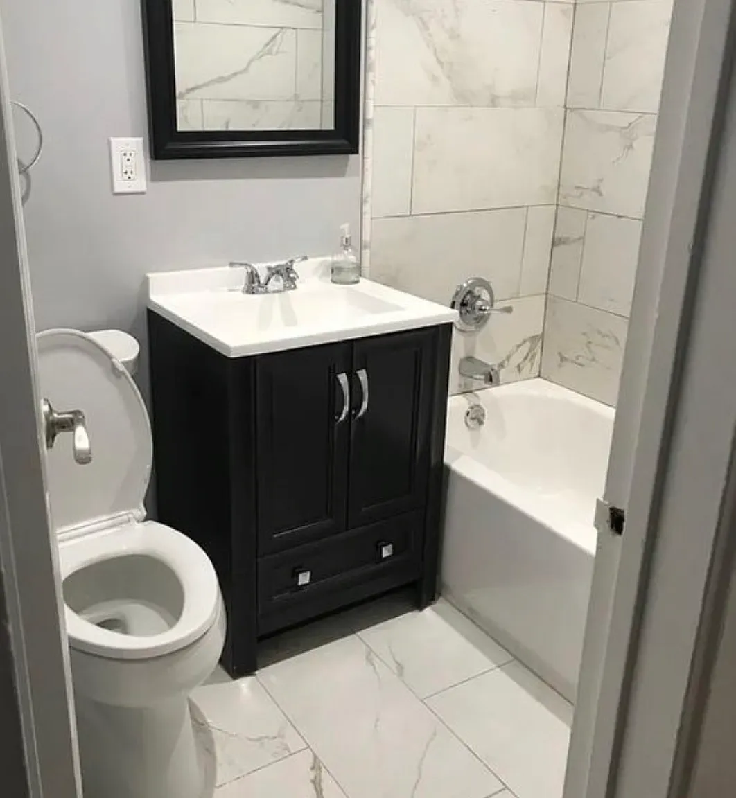 3 bed, 1000 sqft, $3,500 — Photo 2