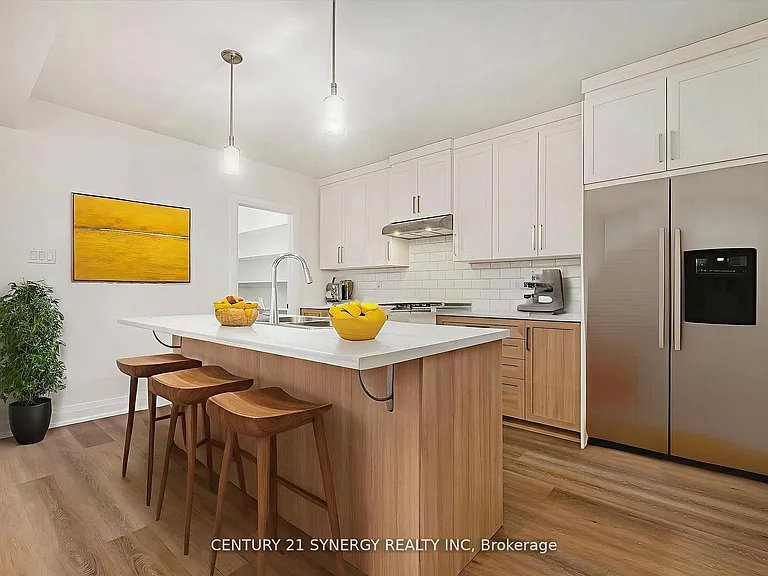 261 Argile St #B — Photo 13