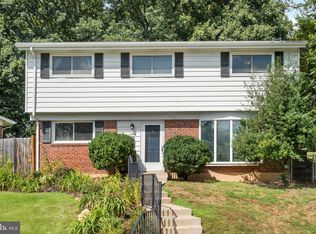 10314 Forest Ave, Fairfax, VA 22030
