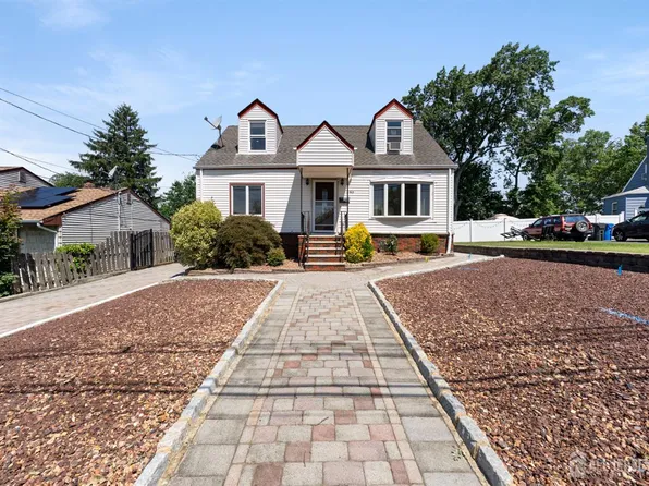 45 Highland Ter, Fords, NJ 08863