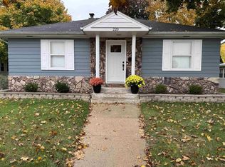 220 E Emmett St, Portage, WI 53901