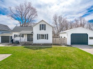 515 W May St, Belding, MI 48809
