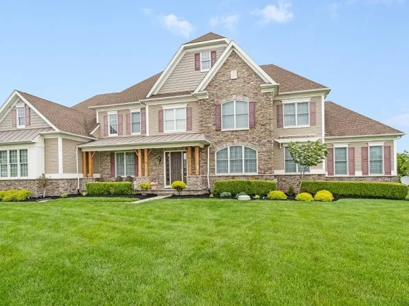 2 Eckles Dr, Branchburg Twp., NJ 08876