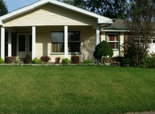 2358 Urbandale Dr, Florissant, MO
