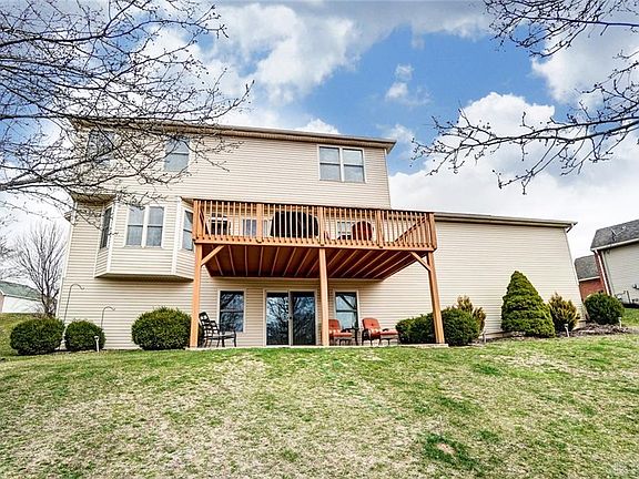 2nd image of 1425 Barberry Ct