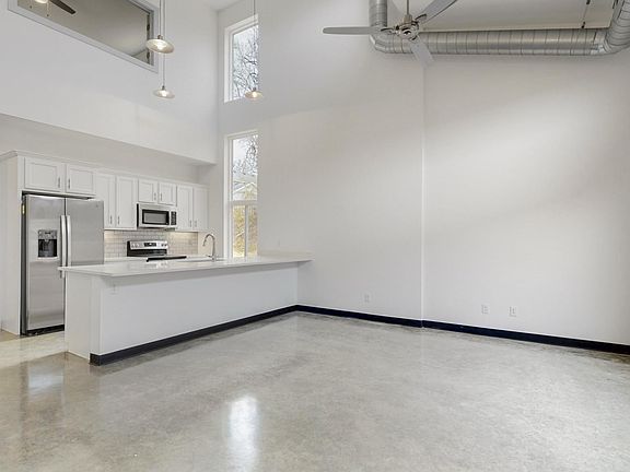 5th image of 3817 Jett Ln