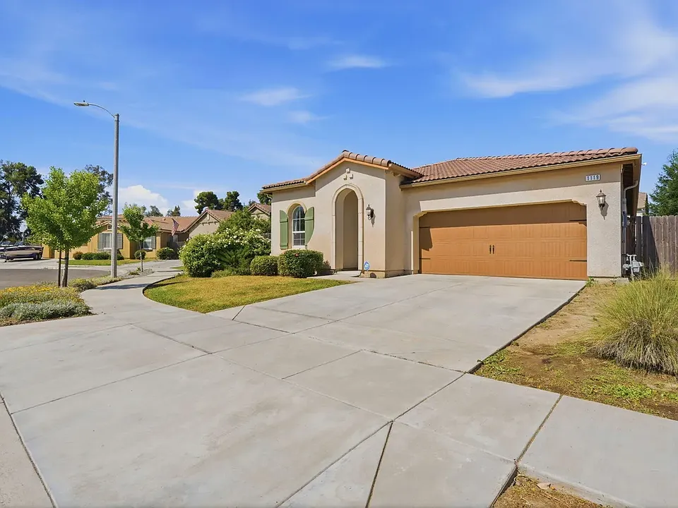 1119 N Linda Vista Ct