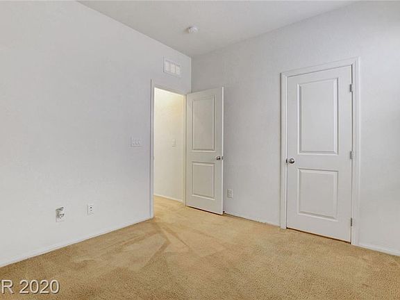 5th image of 9273 Heliotrope Dr