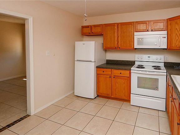 5th image of 1011 W Indiana Ave #A