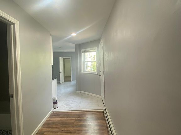 5th image of 174 Hopkins Ave #1G