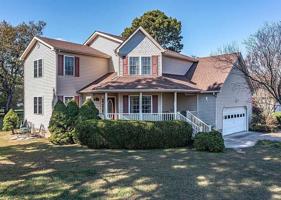 1st image of 592 Skipjack Dr
