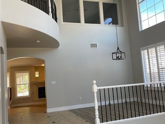 2nd image of 485 Fynn Valley Dr