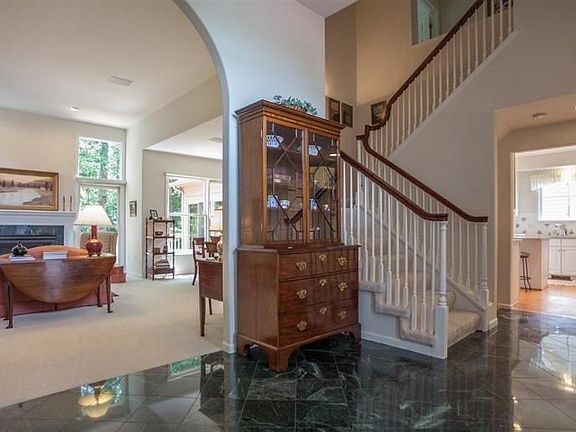 3rd image of 4637 Sawgrass Dr W