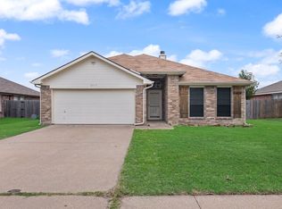 217 Windsor Dr, Forney, TX 75126
