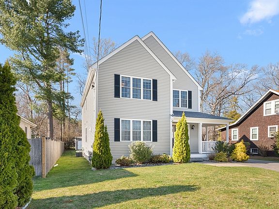 2nd image of 85 Burkeside Ave