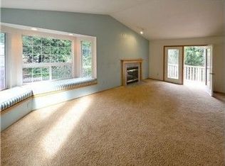 17220 45th St E, Bonney Lake, WA 98391