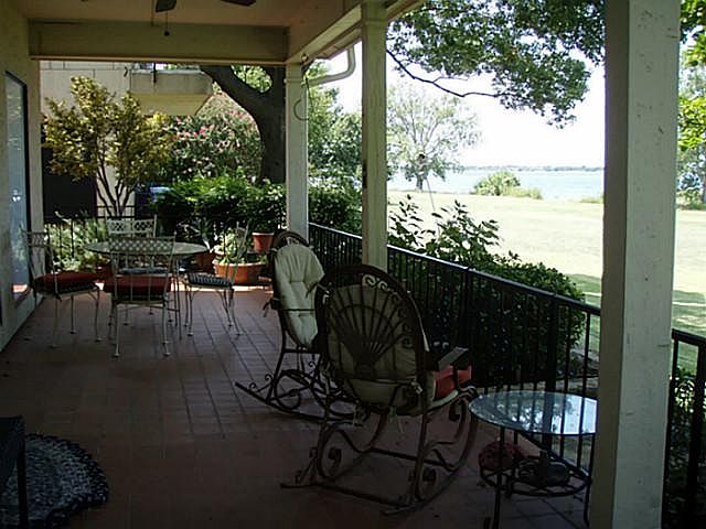 1st image of 3012 Bayside Dr