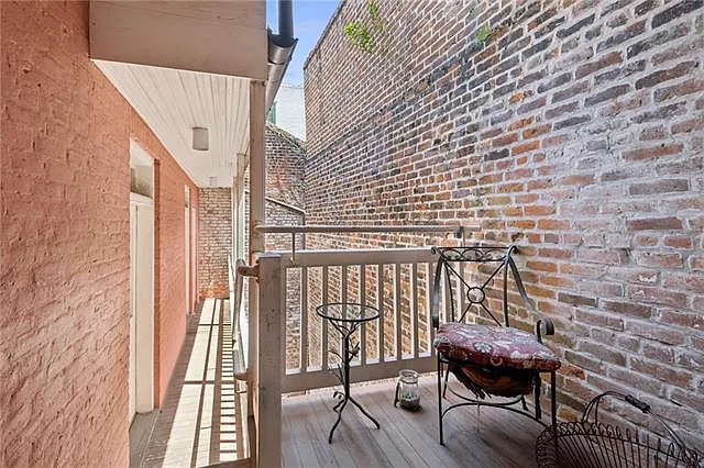 627 Saint Peter St — Photo 14
