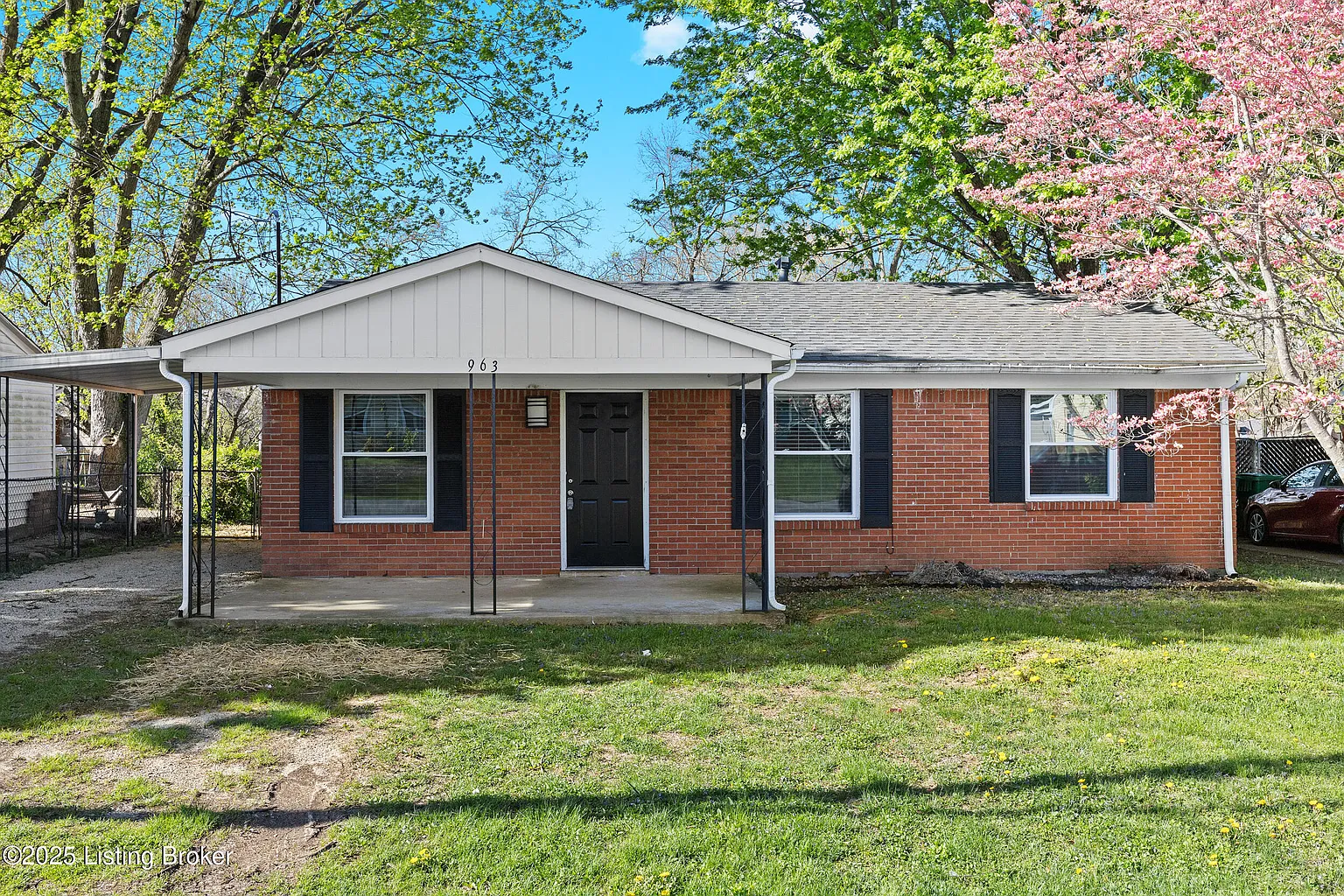 963 Hillview Blvd photo 1