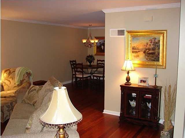 2nd image of 505 Ventura Pl