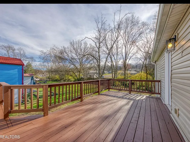 3206 Boright Dr — Photo 6