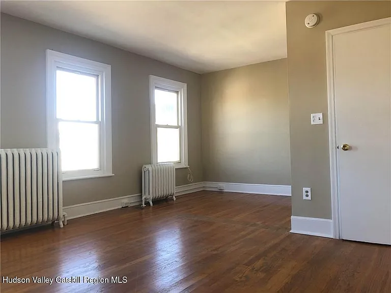 261 Fair St #C — Photo 2