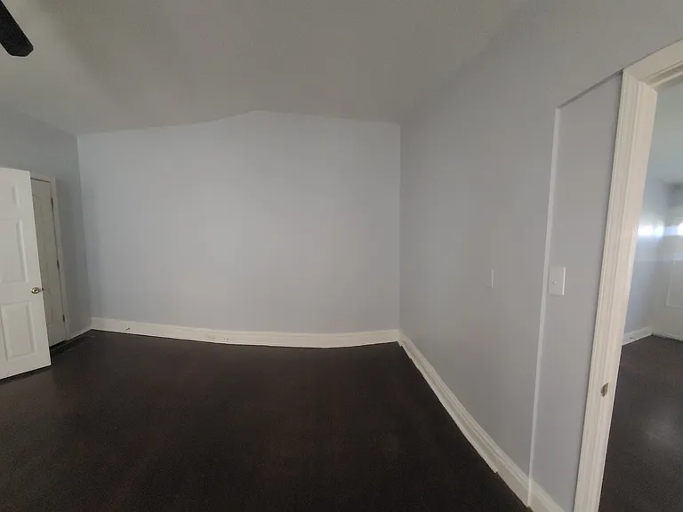 4234 Lawn Ave #1 — Photo 3