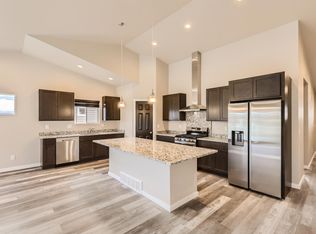 11115 Paradise Ln, Firestone, CO 80504