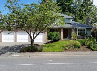 330 S Waugh Rd, Mount Vernon, WA 98274